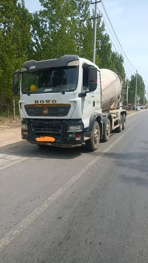 重汽豪沃(HOWO) 340马力 搅拌车