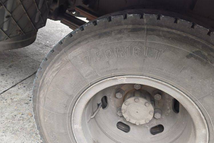二手福田时代领航 132马力 载货车