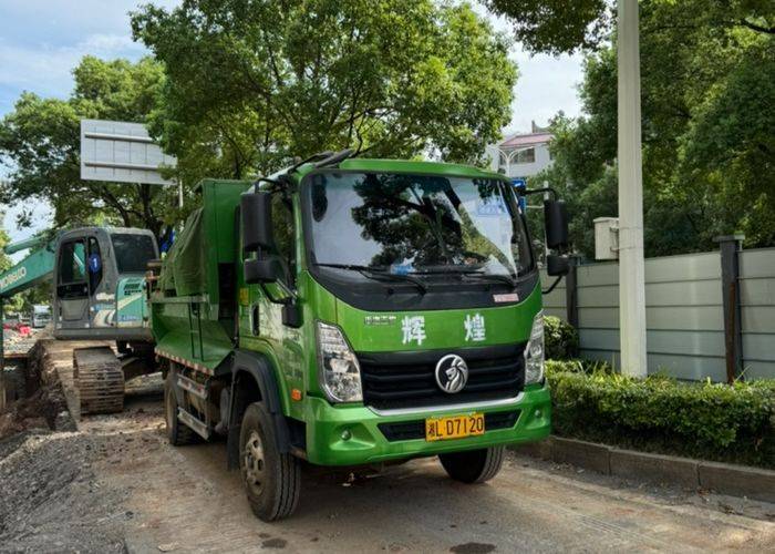 二手中国重汽成都商用车 160马力 自卸车