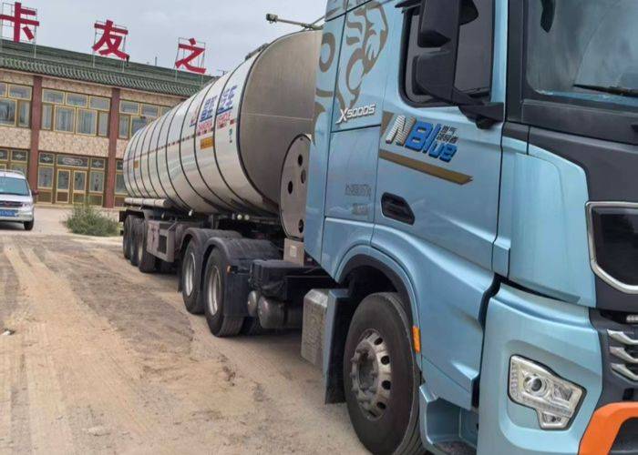 二手陕汽重卡 610马力 牵引车
