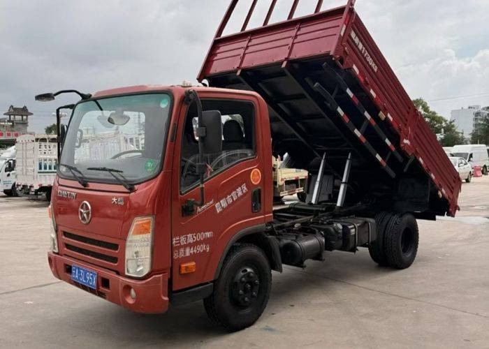 二手大运轻卡 130马力 载货车