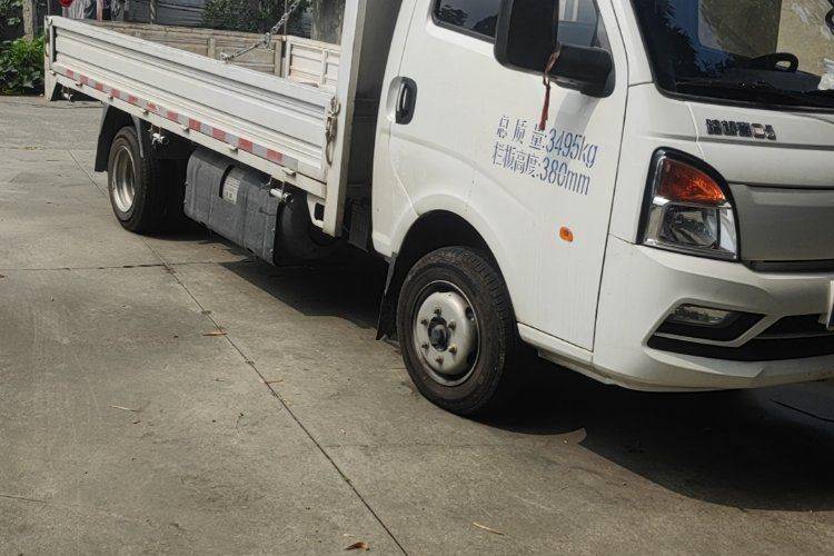 二手长安跨越 122马力 载货车
