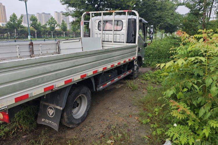 二手福田欧马可 131马力 载货车