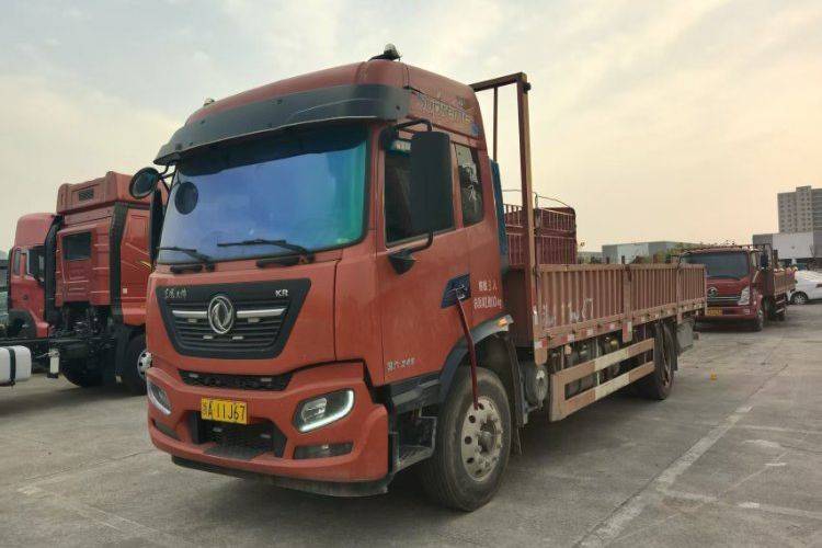 二手东风商用车 245马力 载货车