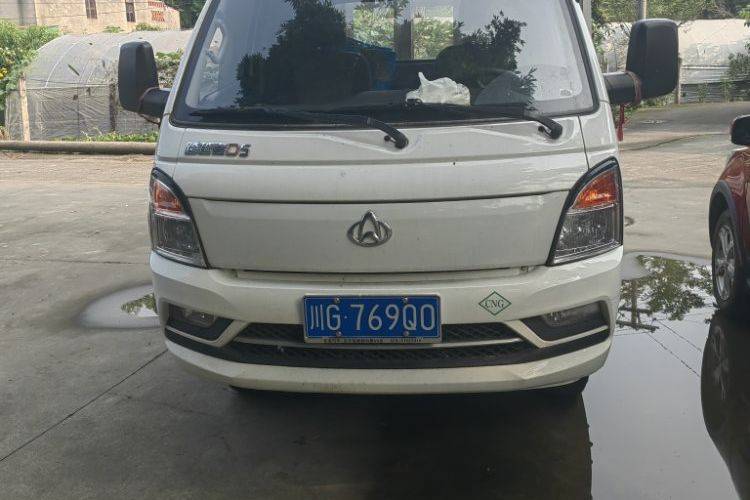 二手长安跨越 122马力 载货车