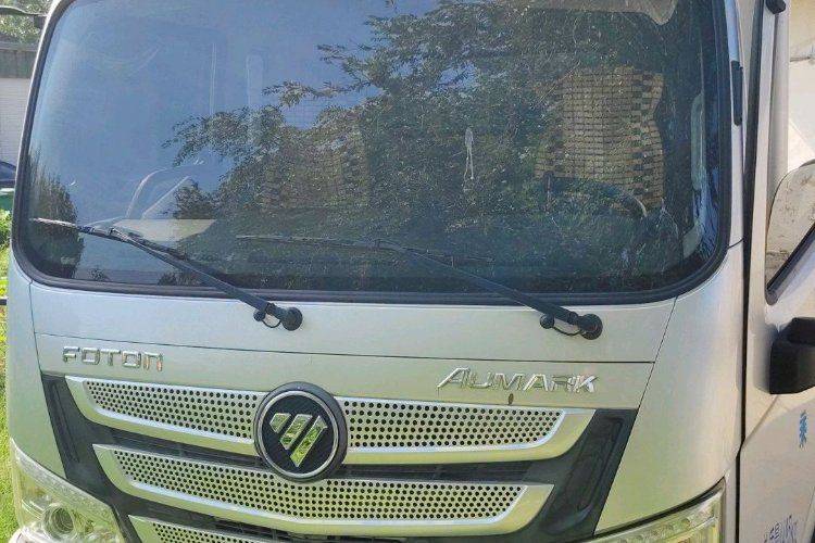 二手福田欧马可 156马力 载货车