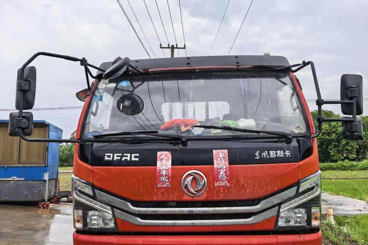 二手东风多利卡 170马力 载货车