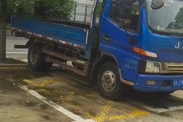 二手江淮 骏铃T7 200马力 4X2 4.15米排半自卸车(国六) 单桥 云内动力二手自卸车 黄牌图片