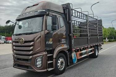 二手一汽解放 J6G 领航版 280马力 4X2 6.75米仓栅式载货车(国六) 单桥 锡柴二手载货车 黄牌