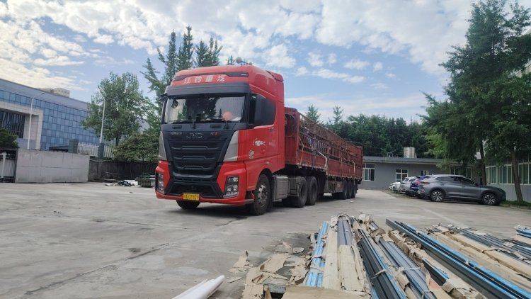 福特汽车 530马力 牵引车