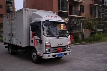 二手江淮 帅铃Q3 130马力 4.13米单排厢式轻卡(国六) 单桥 云内动力二手载货车 蓝牌图片