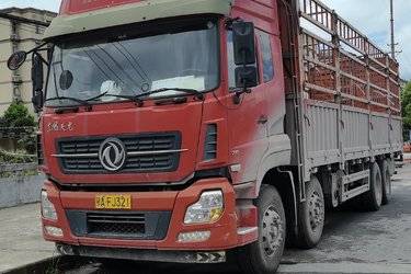 二手东风商用车 天龙重卡 315马力 8X4 9.4米载货车底盘(国五) 前四后八 东风康明斯二手载货车 黄牌图片