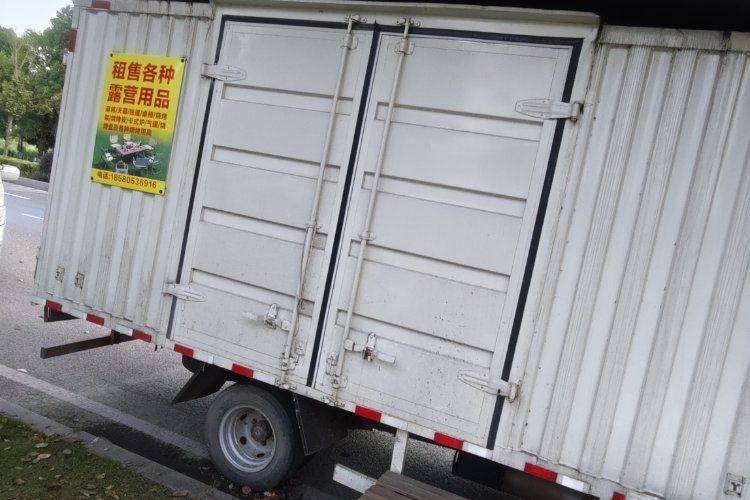 二手东风小霸王 123马力 载货车