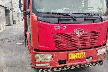 二手一汽解放 J6L中卡 复合型 180马力 6.8米栏板载货车(国五) 单桥 大柴二手载货车 黄牌图片