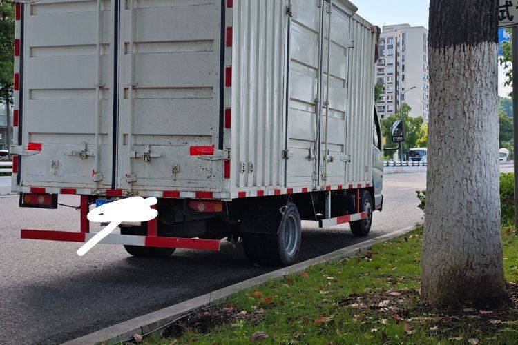 二手东风小霸王 123马力 载货车