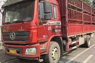 二手陕汽商用车 德御 300马力 4X2 6.8米仓栅式载货车(国六) 单桥 潍柴二手载货车 黄牌图片