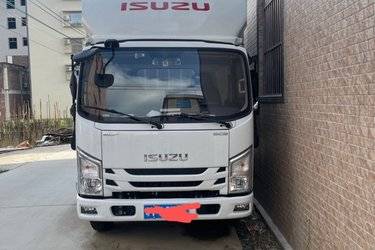 二手江西五十铃 翼放EC5 2.5L柴油 143马力 5档 中体 4.2米单排厢式轻卡(国六) 单桥 江西五十铃二手载货车 蓝牌图片