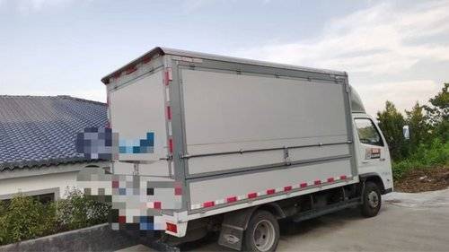 福田时代领航 120马力 载货车