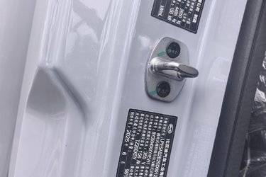 二手比亚迪T5DM 科技版 4.5T 4.03米单排插电式增程混合动力厢式轻卡  二手电动卡车电动载货车图片