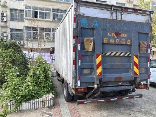 福田奥铃 156马力 载货车