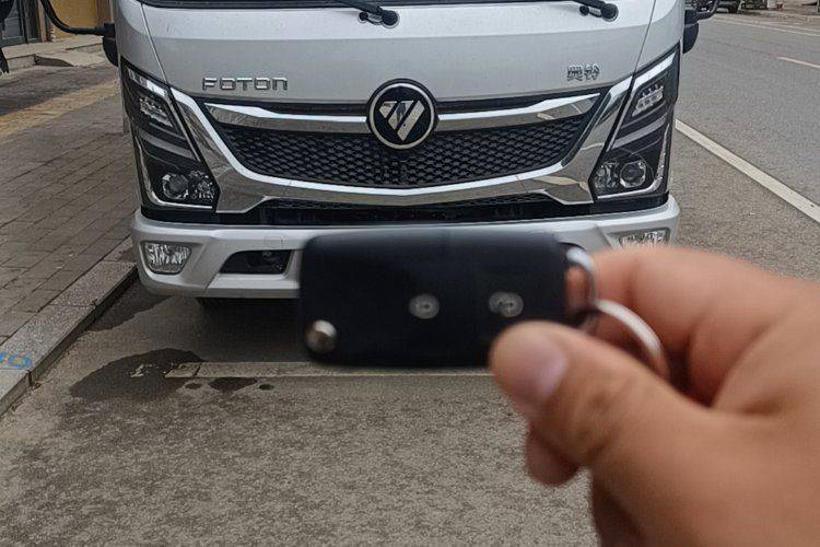 二手福田奥铃 170马力 载货车