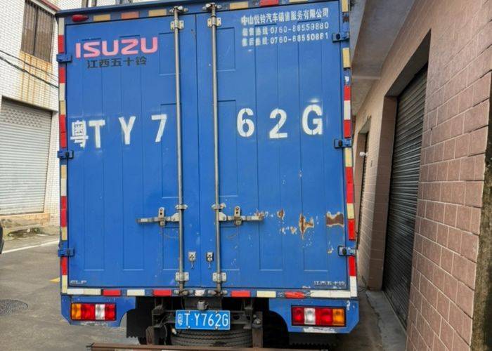 二手江西五十铃 143马力 载货车