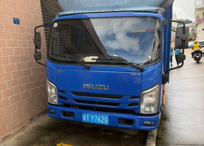 二手江西五十铃 143马力 载货车
