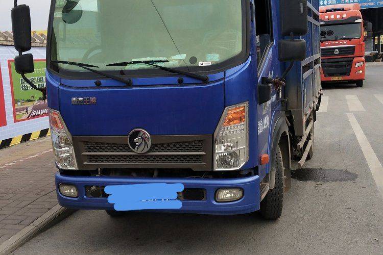 二手中国重汽 210马力 载货车