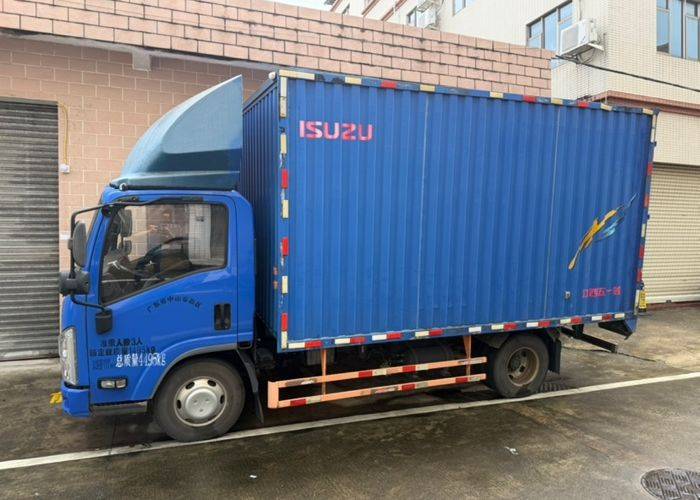 二手江西五十铃 143马力 载货车