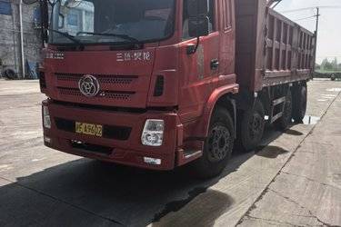二手三环十通 昊龙中卡 240马力 8X2 6.5米自卸车(国五) 8X2 玉柴二手自卸车 黄牌图片