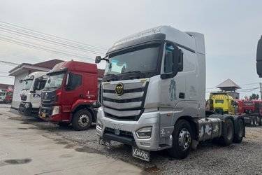 二手福田 欧曼EST 北方版 580马力 6X4 牵引车(有缓速器)(采埃孚16挡)(国六) 双驱 福田康明斯二手牵引车 黄牌图片