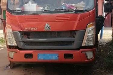 二手中国重汽HOWO 王系 160马力 4.15米单排仓栅式轻卡(国五) 单桥 潍柴二手载货车 蓝牌图片