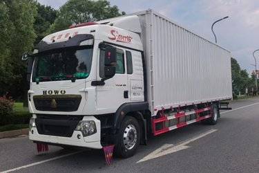 二手中国重汽 HOWO TX 290马力 4X2 9.6米厢式载货车(国六) 单桥 中国重汽二手载货车 黄牌