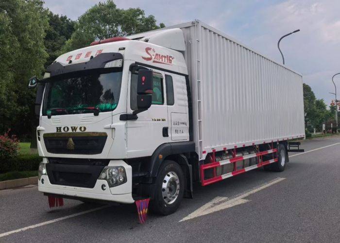二手重汽豪沃(HOWO) 290马力 载货车