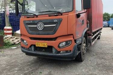 二手东风商用车 天锦KR 230马力 4X2 9.8米厢式载货车(国六) 单桥 东风康明斯二手载货车 黄牌图片