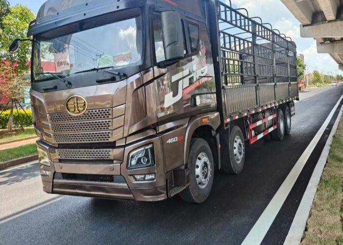 二手青岛解放 460马力 载货车