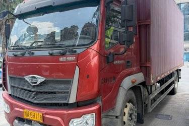 二手福田时代 ES7 220马力 4X2 6.8米厢式载货车(国六) 单桥 潍柴二手载货车 黄牌图片