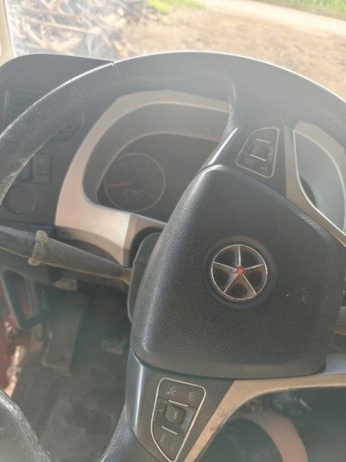 大运重卡 270马力 自卸车