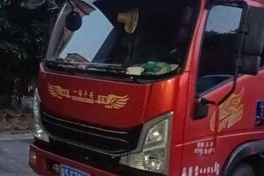二手中国重汽 豪曼H5 4X2 单排栏板轻卡(国六) 单桥 潍柴二手载货车图片