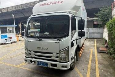 二手江西五十铃 翼放ES5 170马力 4.08米单排厢式轻卡(国六) 单桥 江铃二手载货车 蓝牌图片