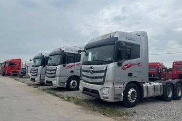 二手福田 欧曼EST 北方版 520马力 6X4 AMT自动挡牵引车(国六)(带缓速器)(国六) 双驱 福田康明斯二手牵引车 黄牌图片