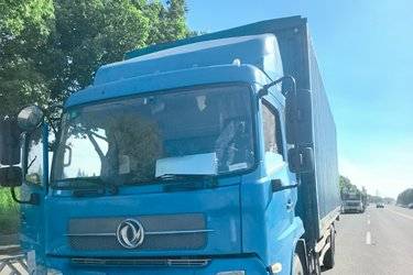 二手东风商用车 天锦中卡 180马力 4X2 7.7米厢式载货车(国五) 单桥 东风康明斯二手载货车 黄牌图片