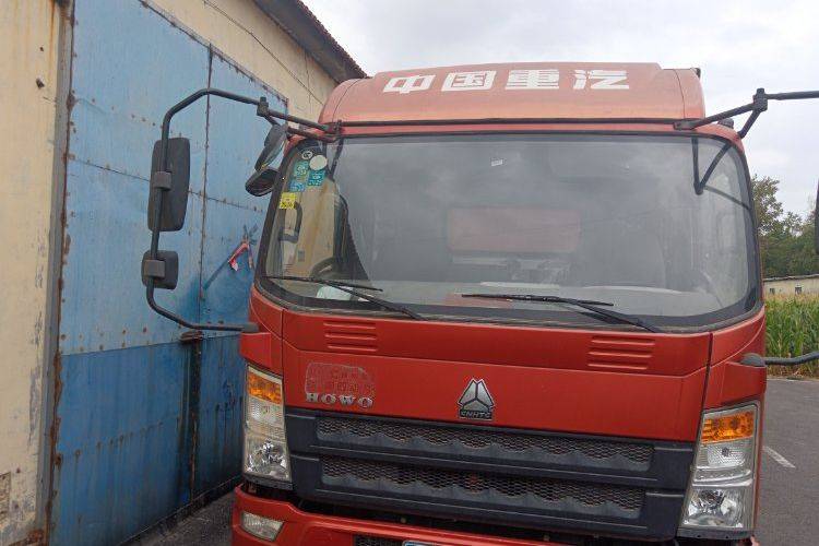 二手重汽豪沃(HOWO) 156马力 载货车