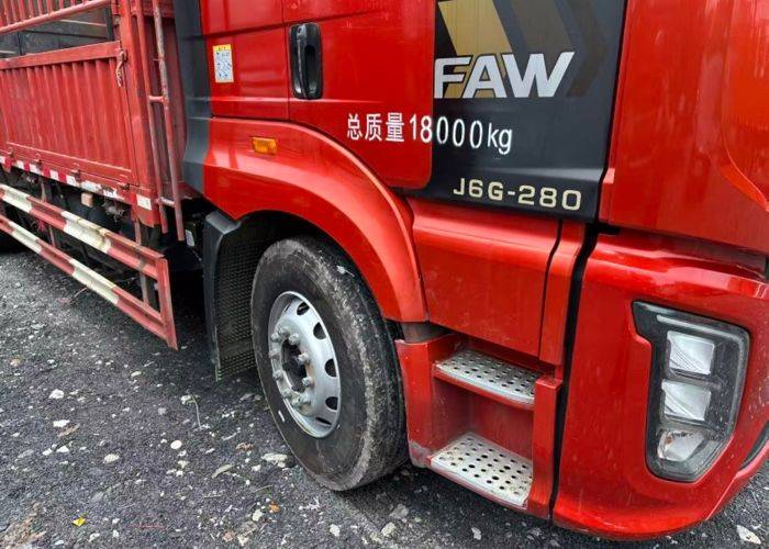 二手一汽解放 280马力 载货车