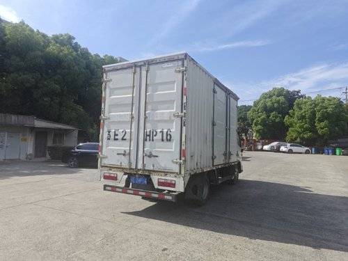 江淮帅铃 132马力 载货车
