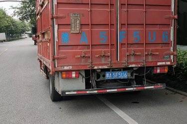 二手中国重汽HOWO 统帅 150马力 4.15米单排仓栅式轻卡(国六) 单桥 潍柴二手载货车 蓝牌
