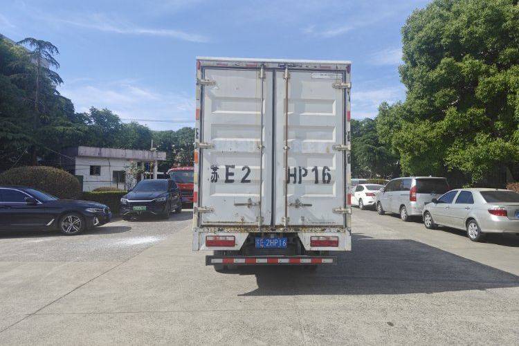 江淮帅铃 132马力 载货车