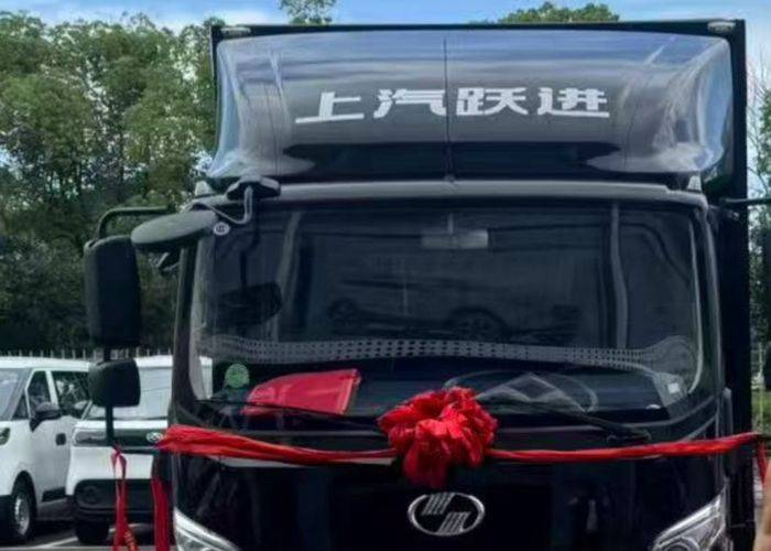 二手上汽轻卡(原上汽跃进) 150马力 载货车