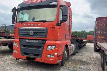 二手中国重汽 汕德卡SITRAK G7重卡 460马力 6X4牵引车(国五) 双驱 潍柴二手牵引车 黄牌图片