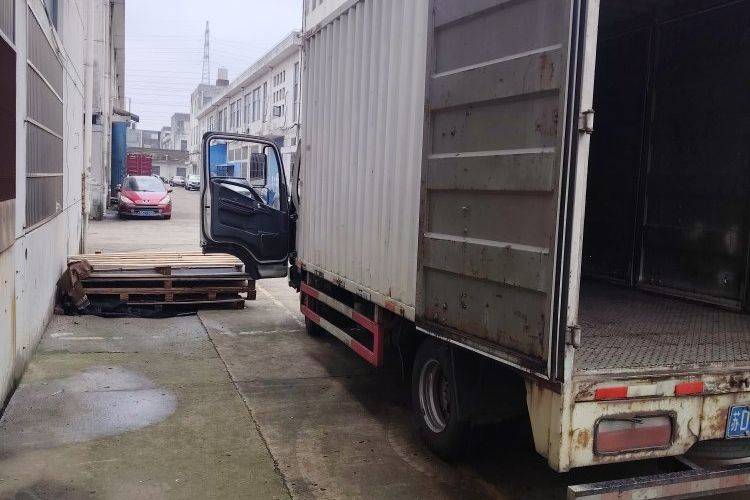 二手江淮帅铃 120马力 载货车